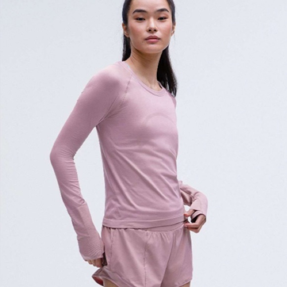 Lululemon swiftly tech long sleeve waist length